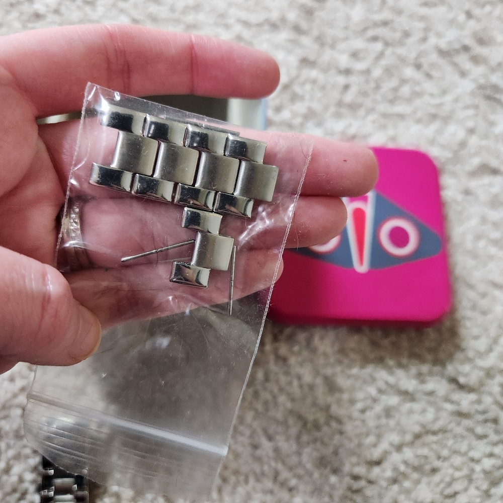 Fossil Womens Stainless Steel Silver Watch - Picture 5 of 5